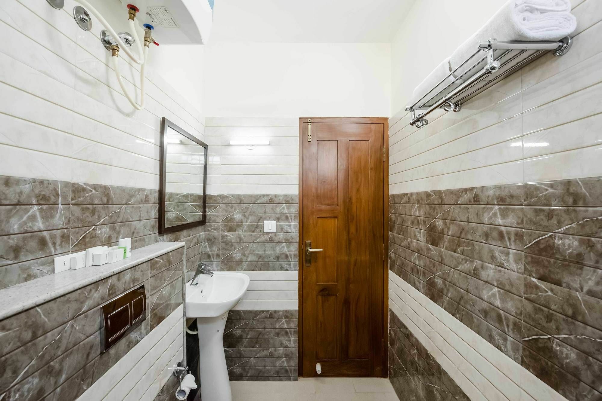 バンガロール Casa Oroアパートホテル エクステリア 写真